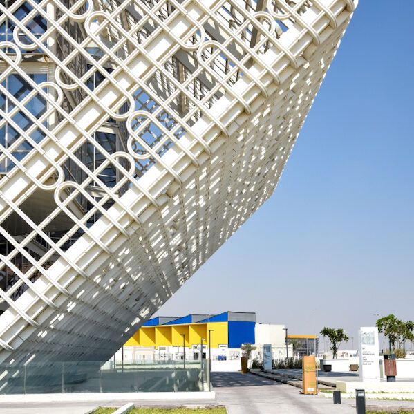 Ras Bufontas Modern Office Building